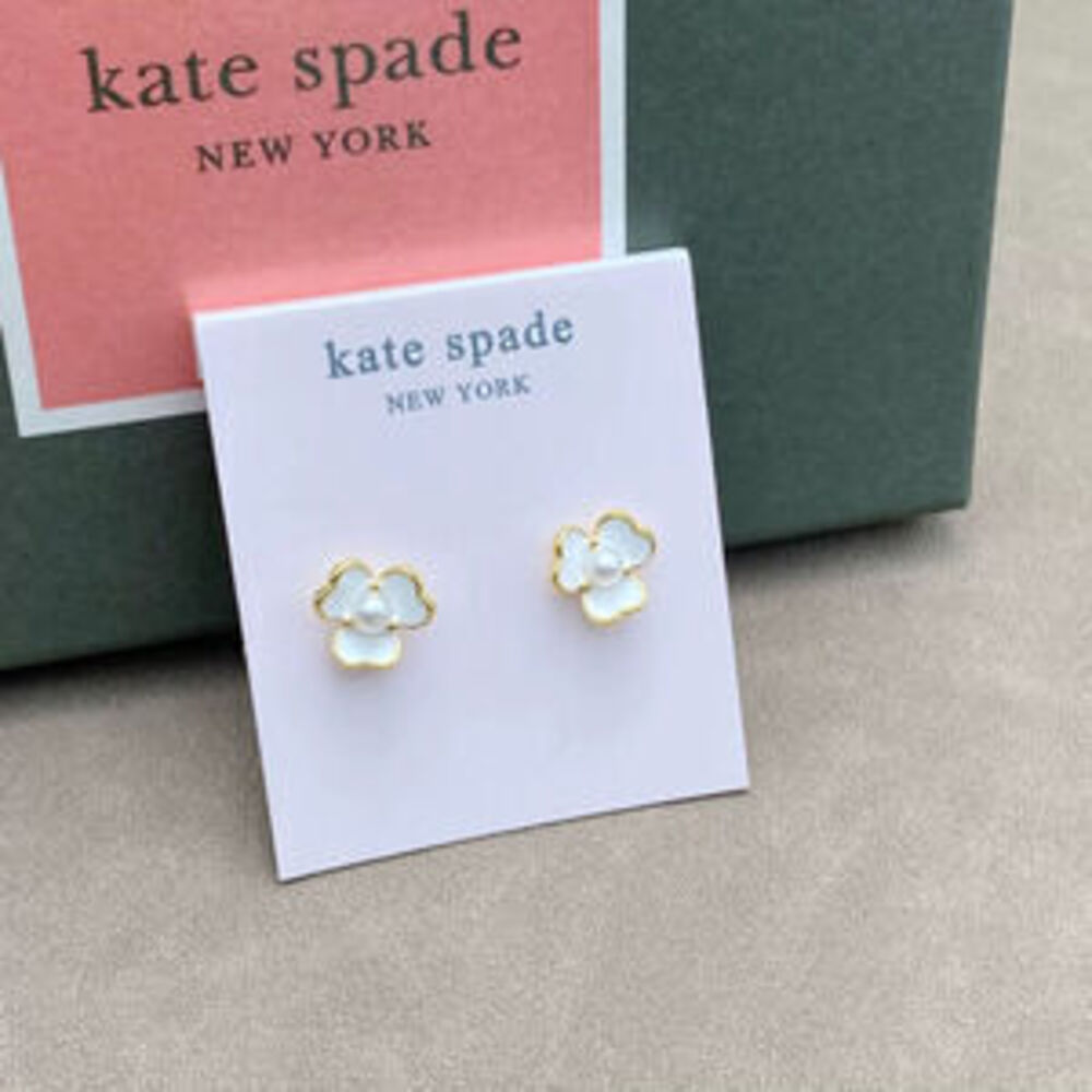 kate spade Cream White Camellia Pearl Earrings Vintage